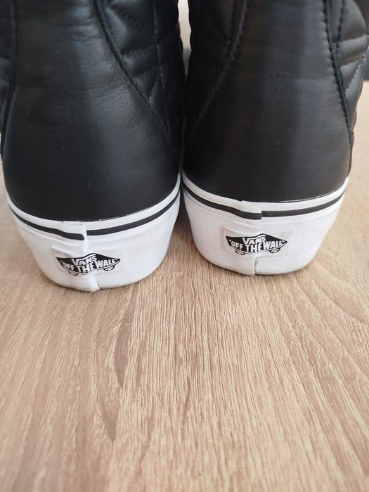 Естествена кожа като нови без забележки