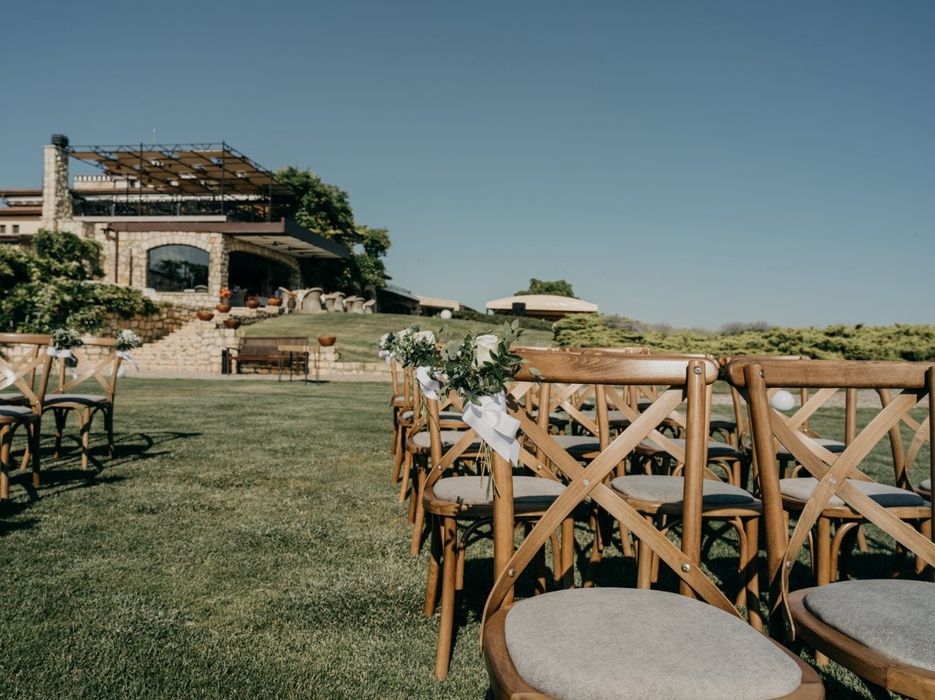 Под наем ВИЕНСКИ СТОЛОВЕ ОТ МАСИВЕН БУК - сватби, фотосесия, събития