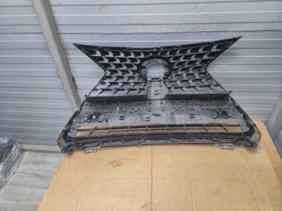 Grila Radiator bara Lexus UX  AN 2018 - 2022 cod 53111-76120