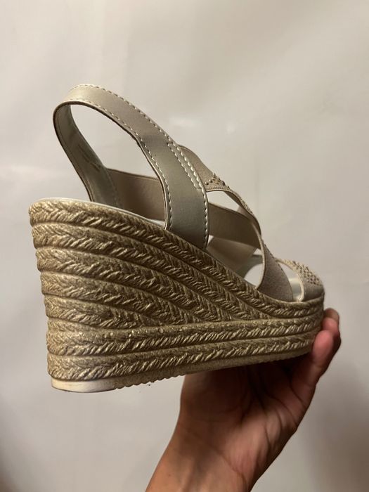 Летние босоножки