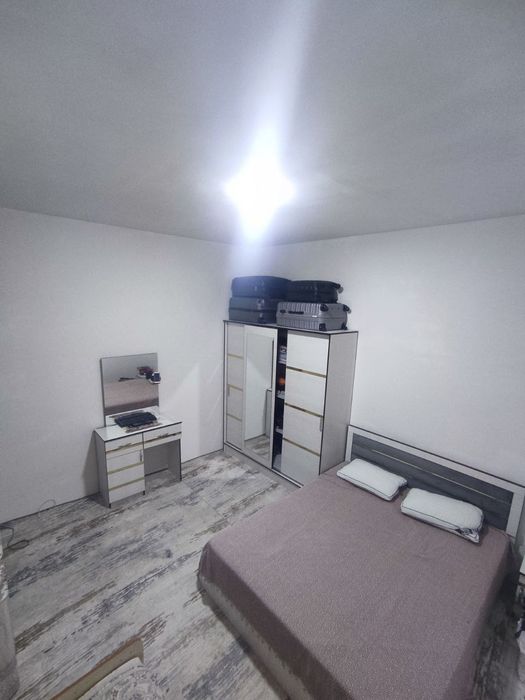 Уй сотилади  Куктерак бозордан утгандан кегин