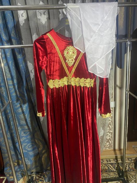 Нарядные платя для девочек