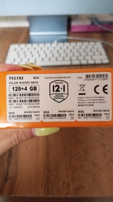 Продам телефон Tecno Spark Go 2024