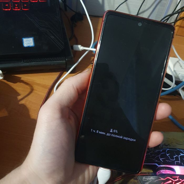 Samsung s20 fe продам