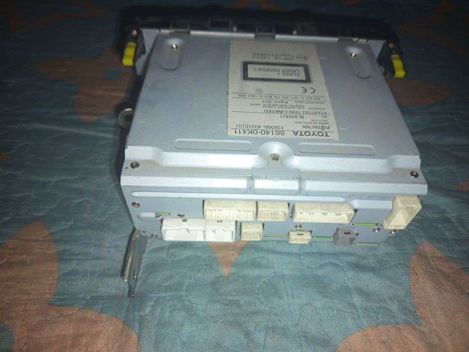 Продам Штатную магнитолу