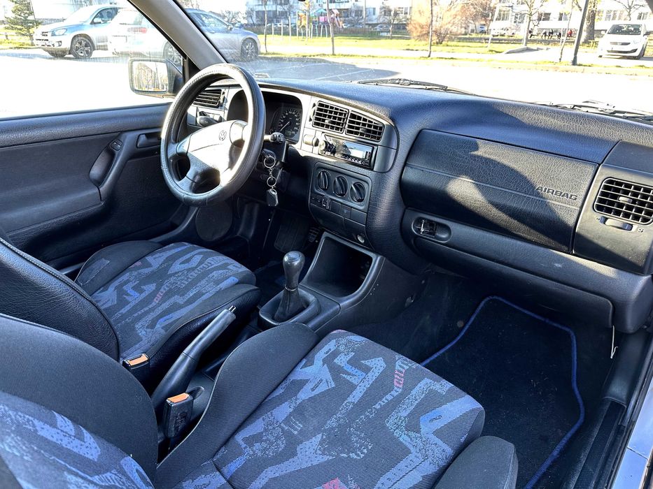 VW Golf 3 GT 1.6 ГАЗ/Бензин 101 коня
