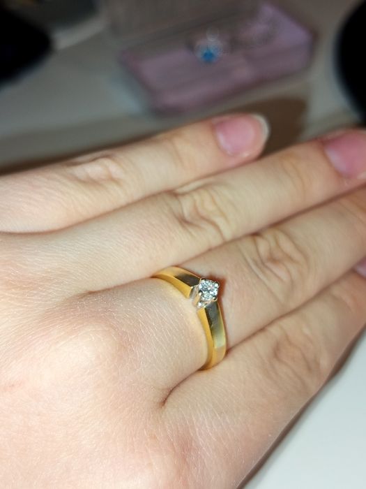 Дамски диамантен златен пръстен