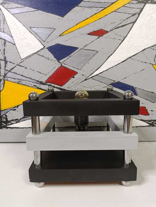 Модный ночник в комнату современного подростка