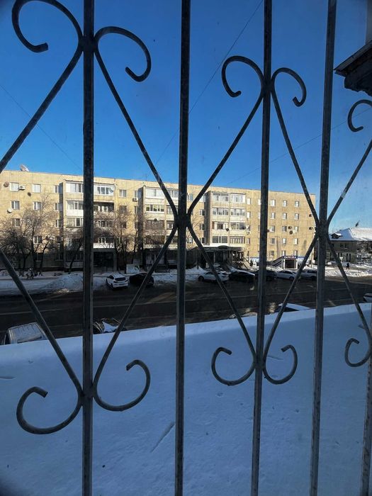 Продается 2 ком. квартира в центре города