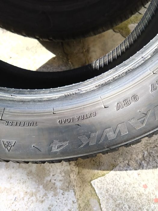 Firestone Winterhawk 215/55/17 98V XL
