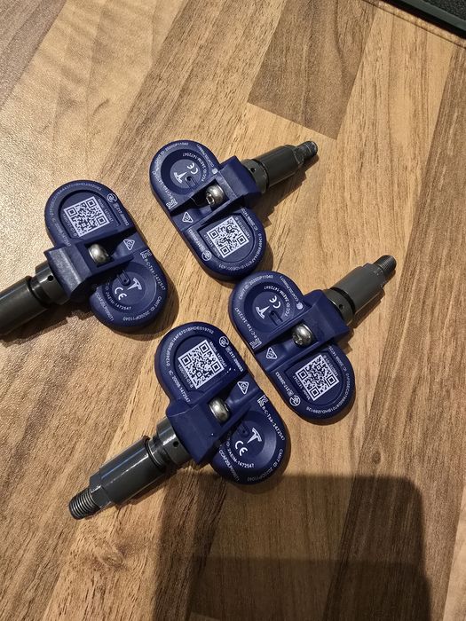 Senzori presiune BLE originali Tesla