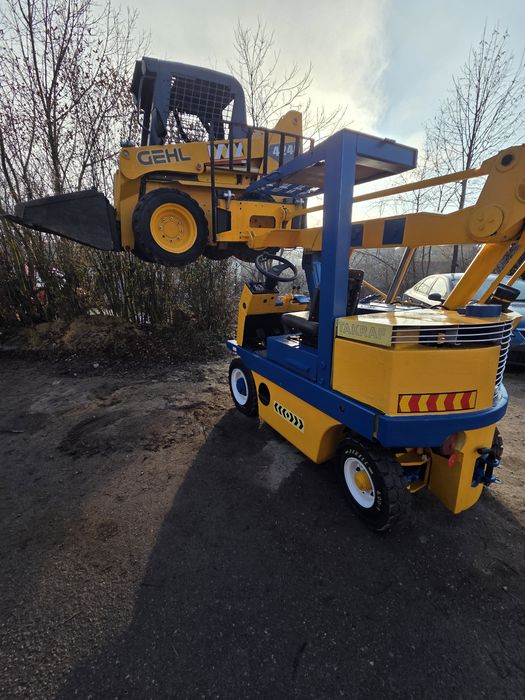 Închiriere motostivuitor,bobcat,camioneta.