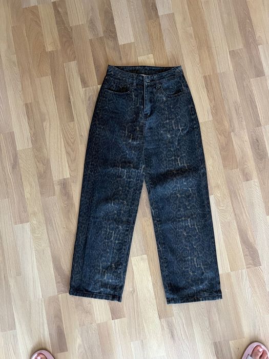 Джинсы 100%хлопок с леопардовым принтом