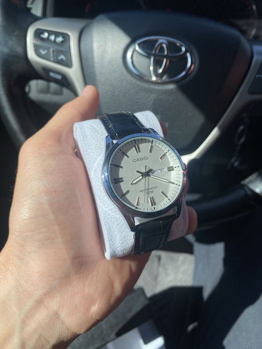 Продам наручные часы Casio