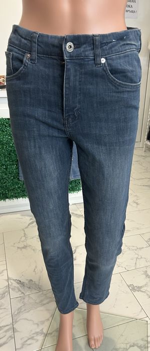 Дрехи втора употреба