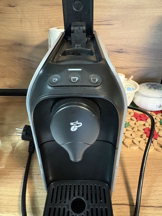 Продавам Кафемашина Tchibo Cafissimo Pure+