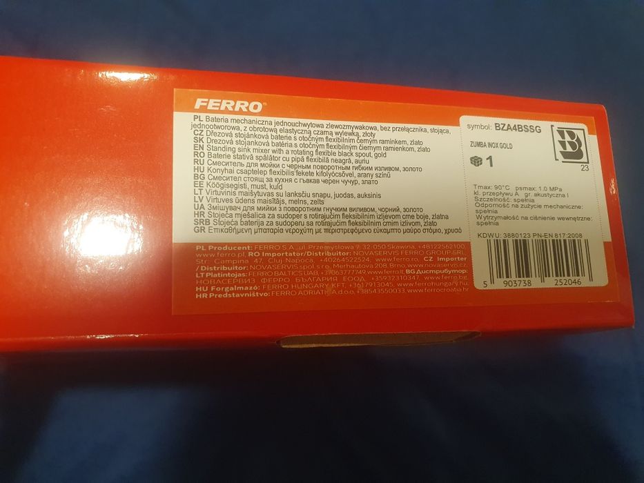 Baterie bucatarie Zuma flexibila negru/auriu Ferro