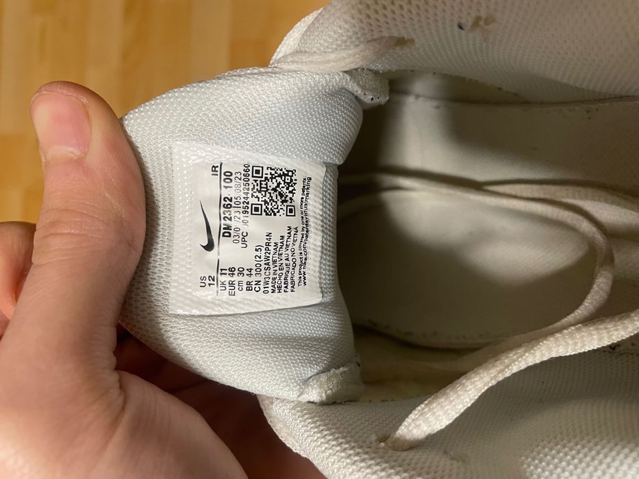 Nike tn air max 46 бели