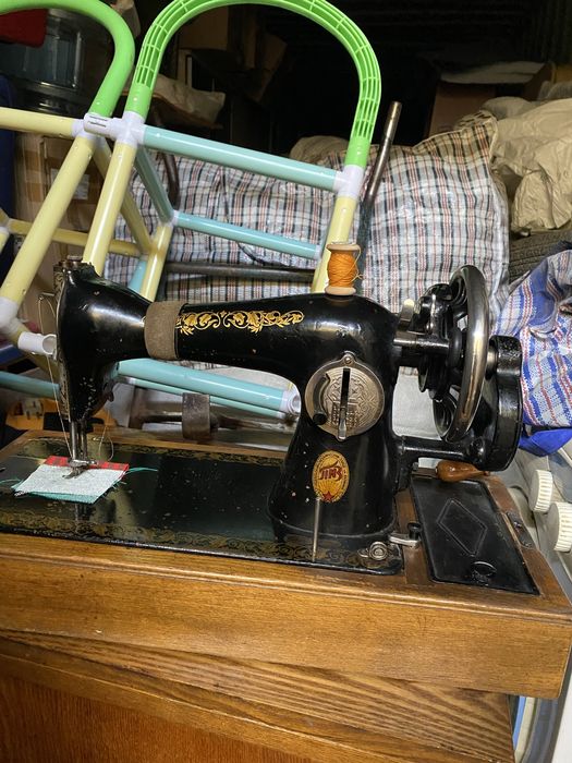 Швейная машинка