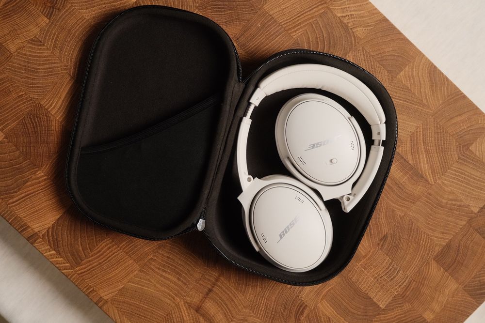 Bose QuietComfort 45 (QC45), бежевые
