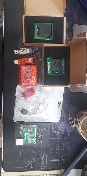 Dongel box sotiladi
