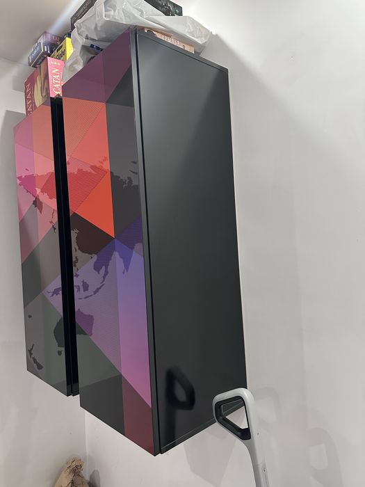 Продам настеный шкаф,пенал