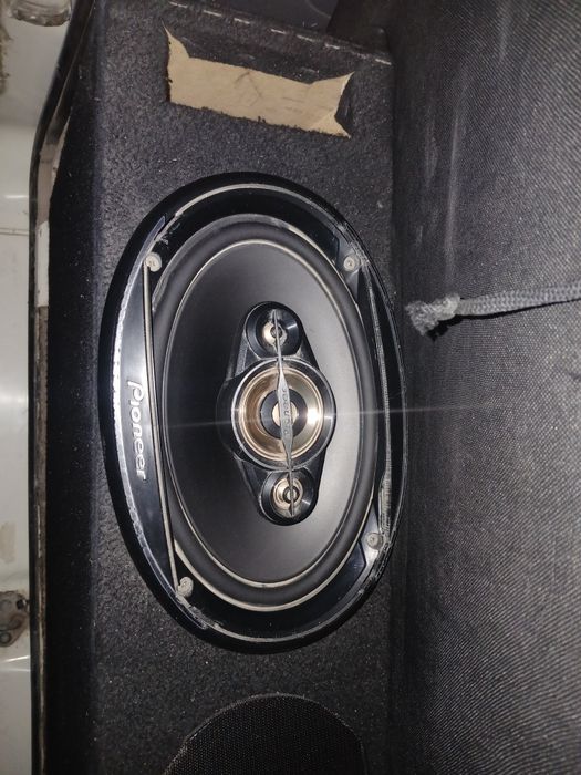 Pioneer 650W   yawigi bn sotiladi  800ming