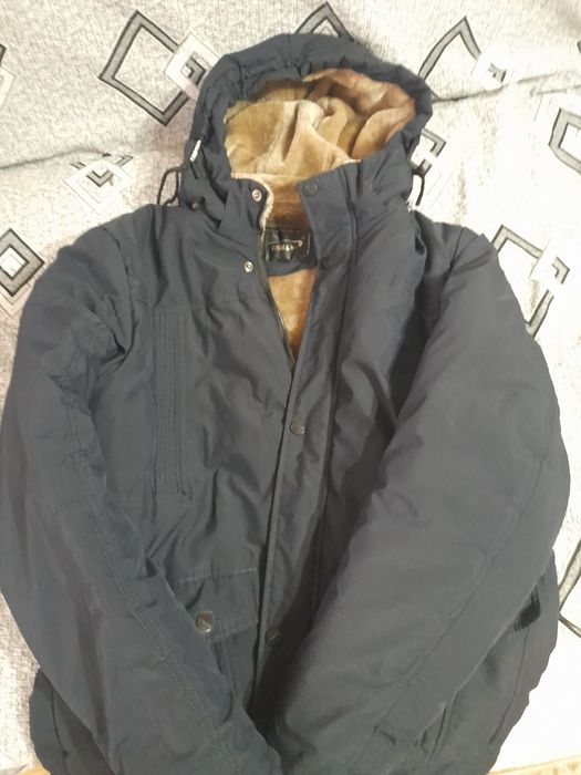 Продам куртка аляска зима