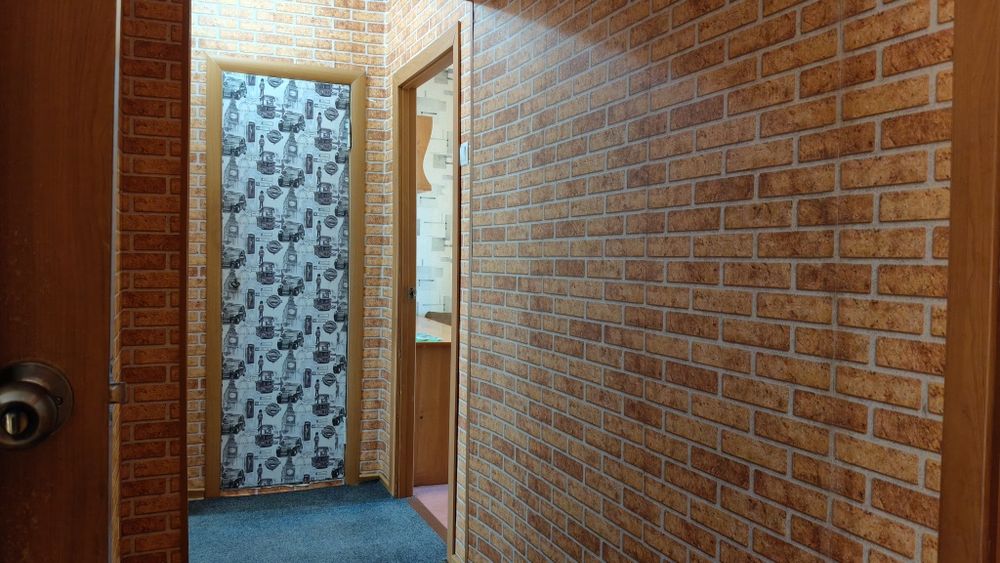 Продаётся 4-х комнатная квартира.