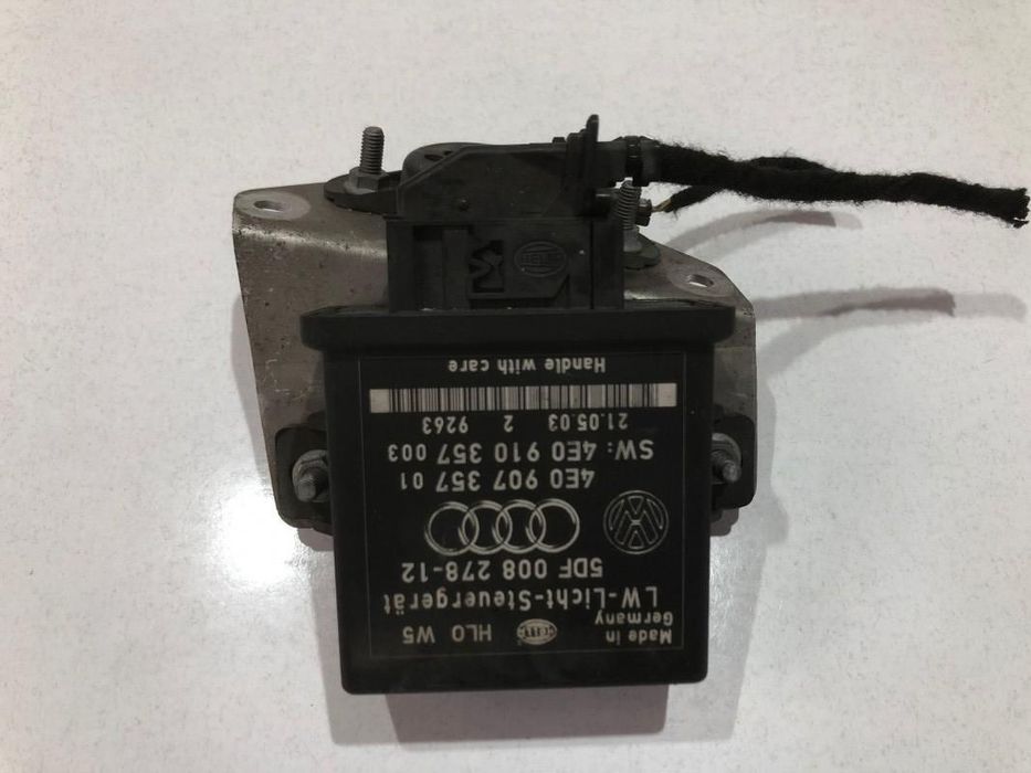 Calculator lumini Audi A8 (2002-2009) [4E] D3 4e0907357