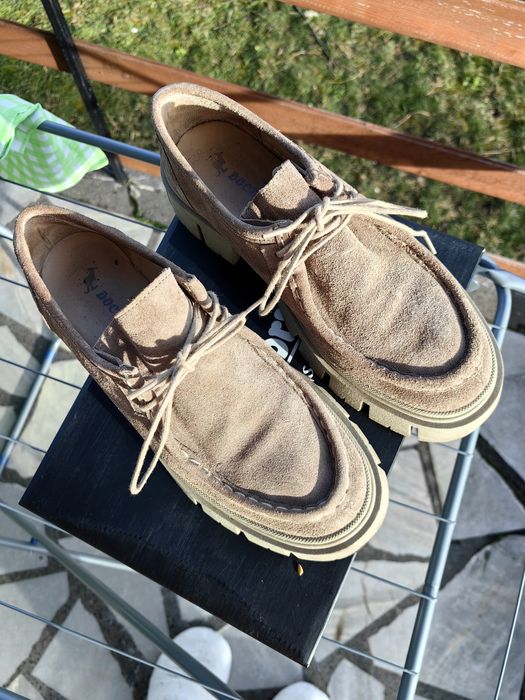 Дамски обувки  от естествени материали