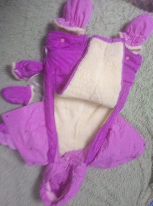 Комбинезон на девочку до 1 года