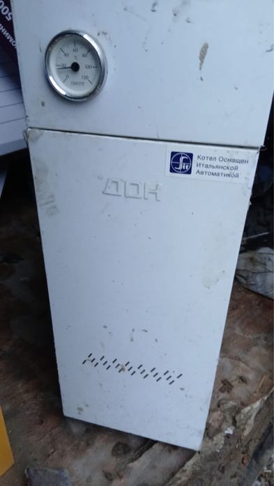 Котел отопительный в хорошем состоянии