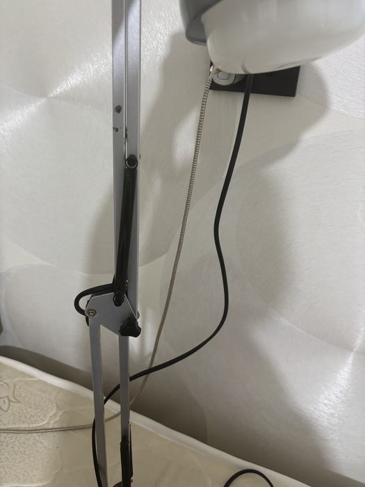 Лампа для крепления