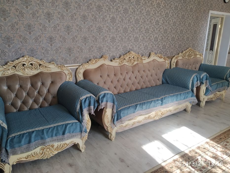 Продам диван 2+1+1