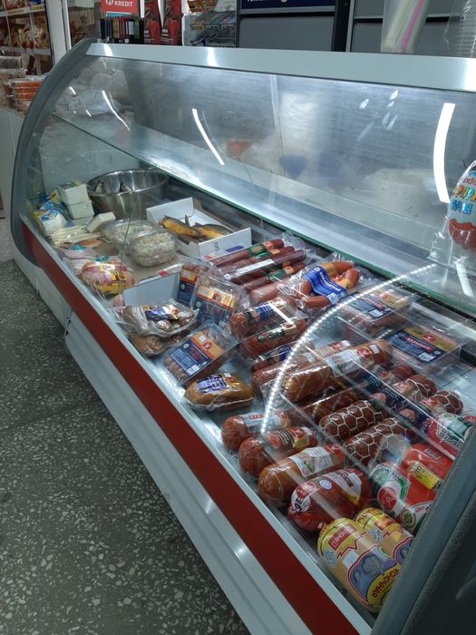 Холодильник витрина