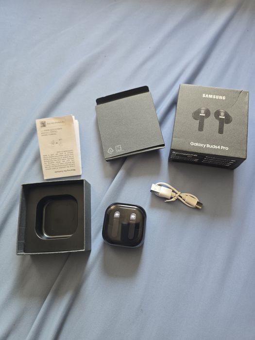 Samsung buds 4 pro