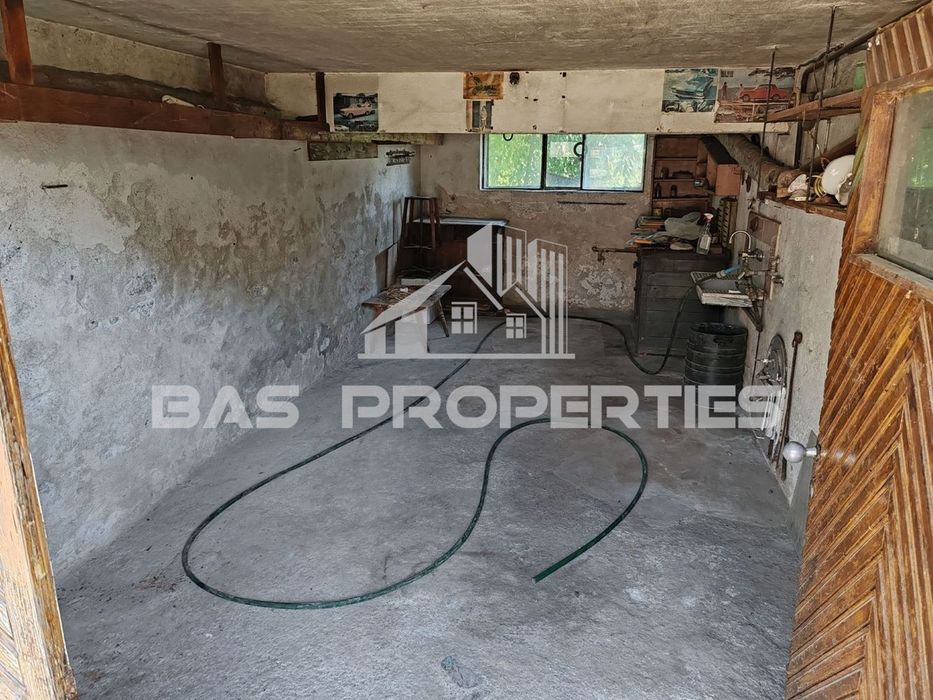 Продава се Къща в с. Петърч, Област София-област - 130 кв.м за 1808 €/кв.м - Снимка #12