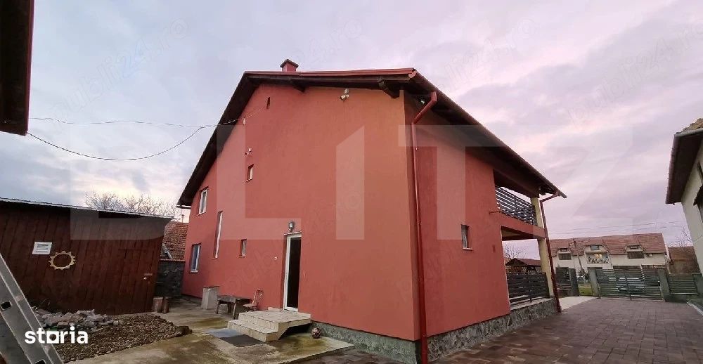 Vand casa in Darova