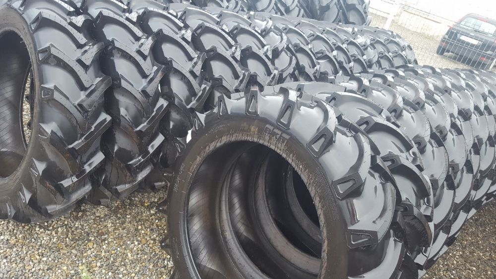 11.2-28 Cauciucuri de tractor spate 11.2 pe janta de 28 sunt noi BKT