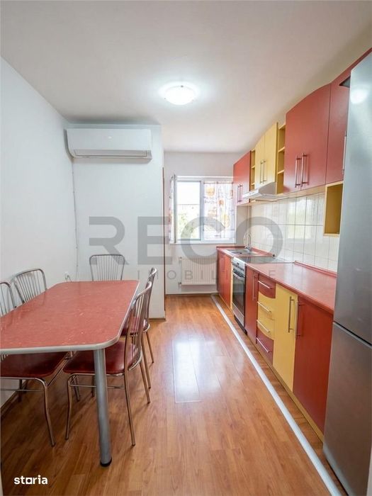 RECO Apartament 3 camere, decomandat, Cantemir