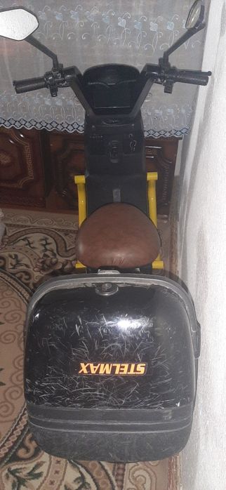 Skuter sotiladi sroshna