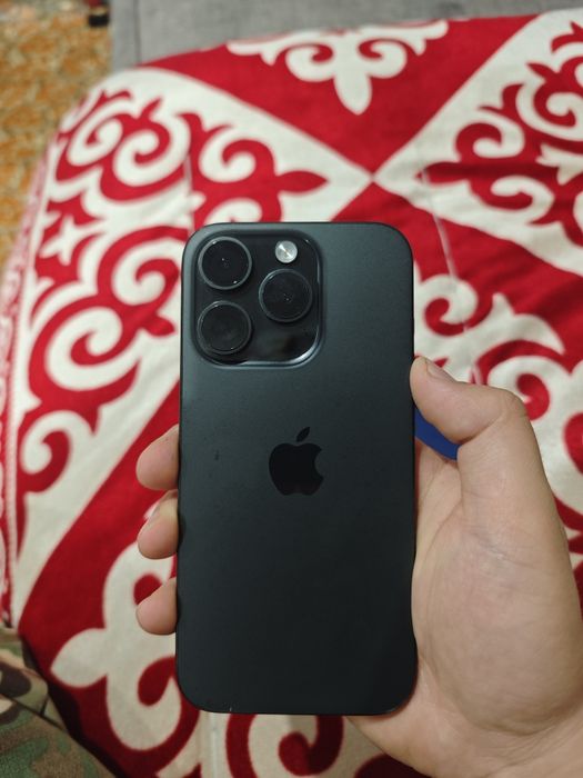 Продам iPhone 15 Pro