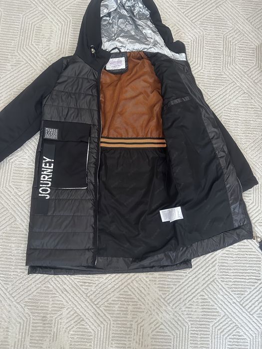 Продается куртка на девочку