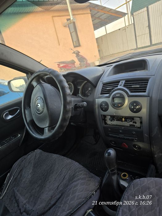 Renault megane 1.6   16клапан  2004