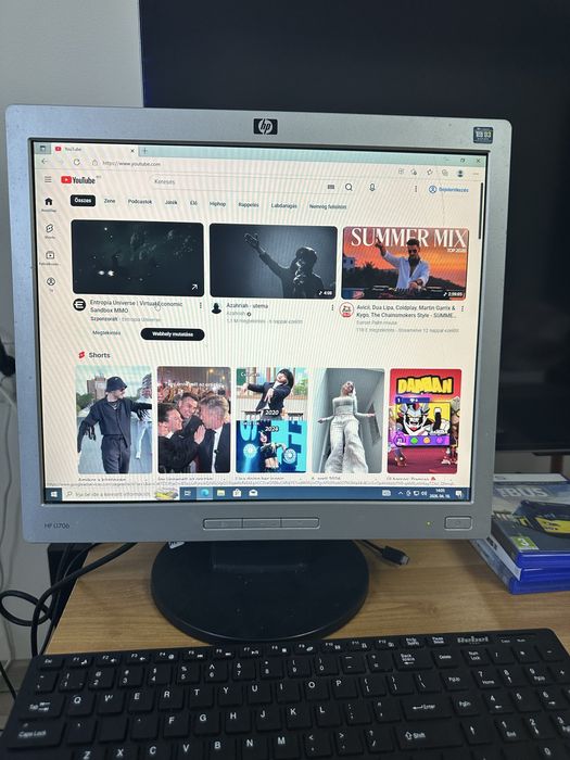 PC Fujitsu foarte rapid – i5, 10GB RAM, SSD+HDD + Monitor Cadou!