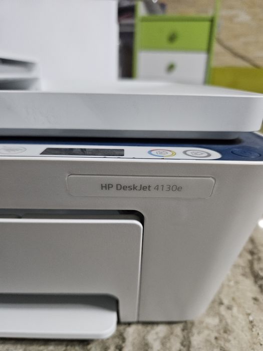 Vand imprimanta  hp 4130e wifi