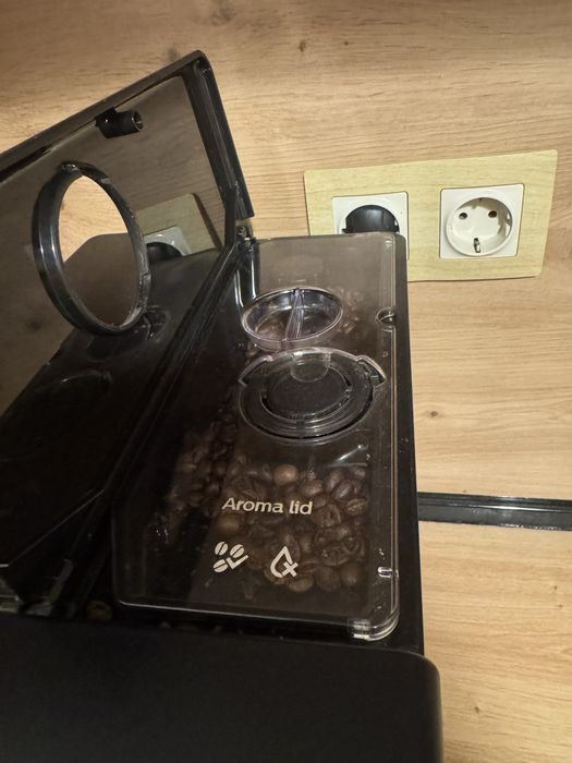 Еспресо кафемашина Philips Saeco hd8911/09