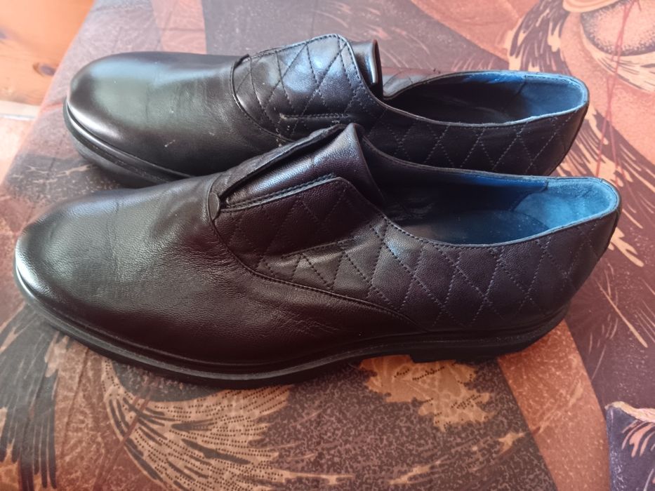 Нови обувки 39 номер