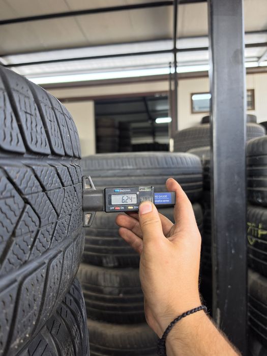 4 Броя 235/45/18 Pirelli 2x6,2mm 2x5mm